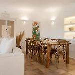 Baos Pool Villas